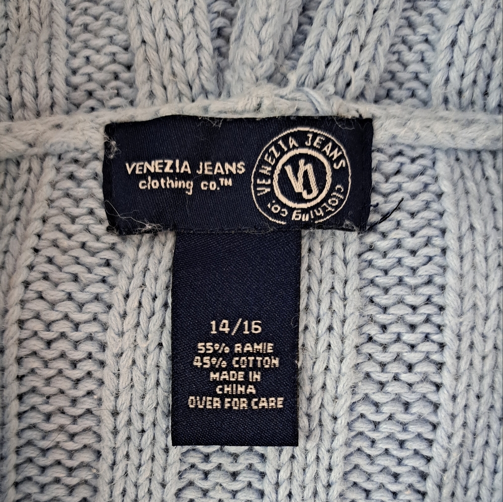 VENEZIA Jeans Co. Cableknit Belted Robe Cardigan Sweater with Hoodie - Picture 13 of 15
